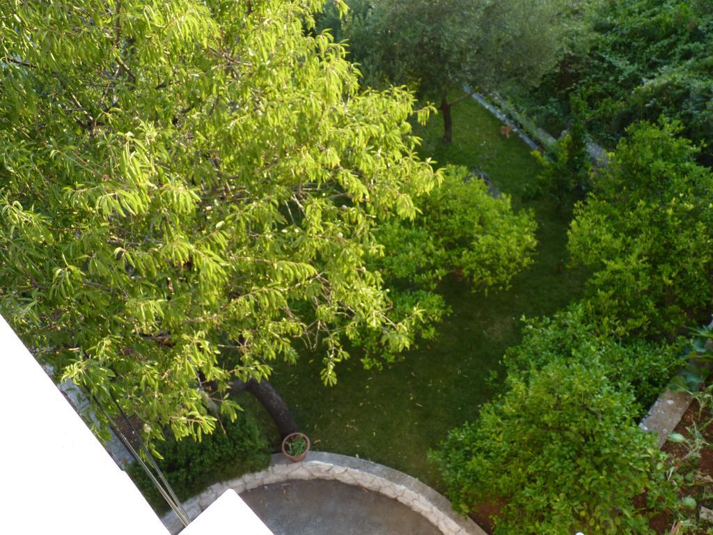 Apartmani Ferdi Trogir Bilik gambar