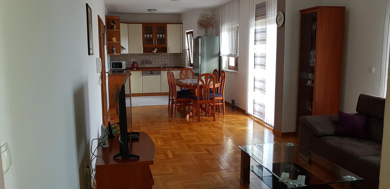 Apartmani Ferdi Trogir Luaran gambar